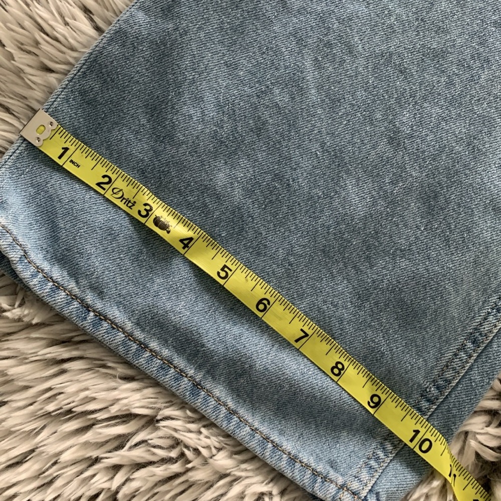 Levi's Light Blue High-Rise Wide Leg Jeans - Picture 9 of 15